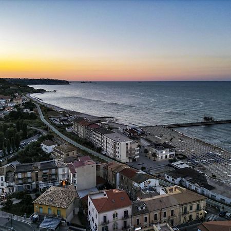 B&B Palazzo Bruni - Dimora Di Mare Marina di San Vito Esterno foto