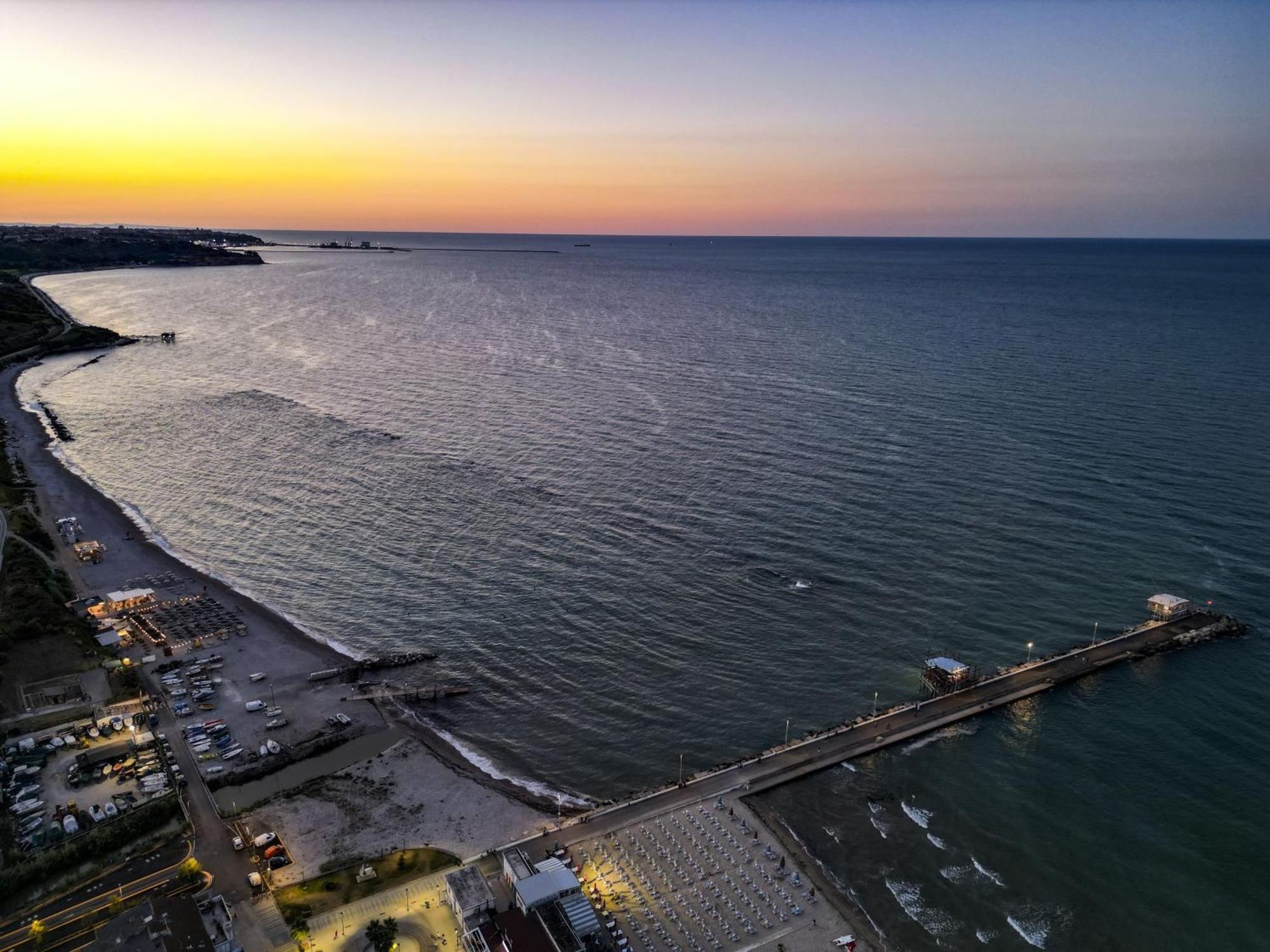 B&B Palazzo Bruni - Dimora Di Mare Marina di San Vito Esterno foto
