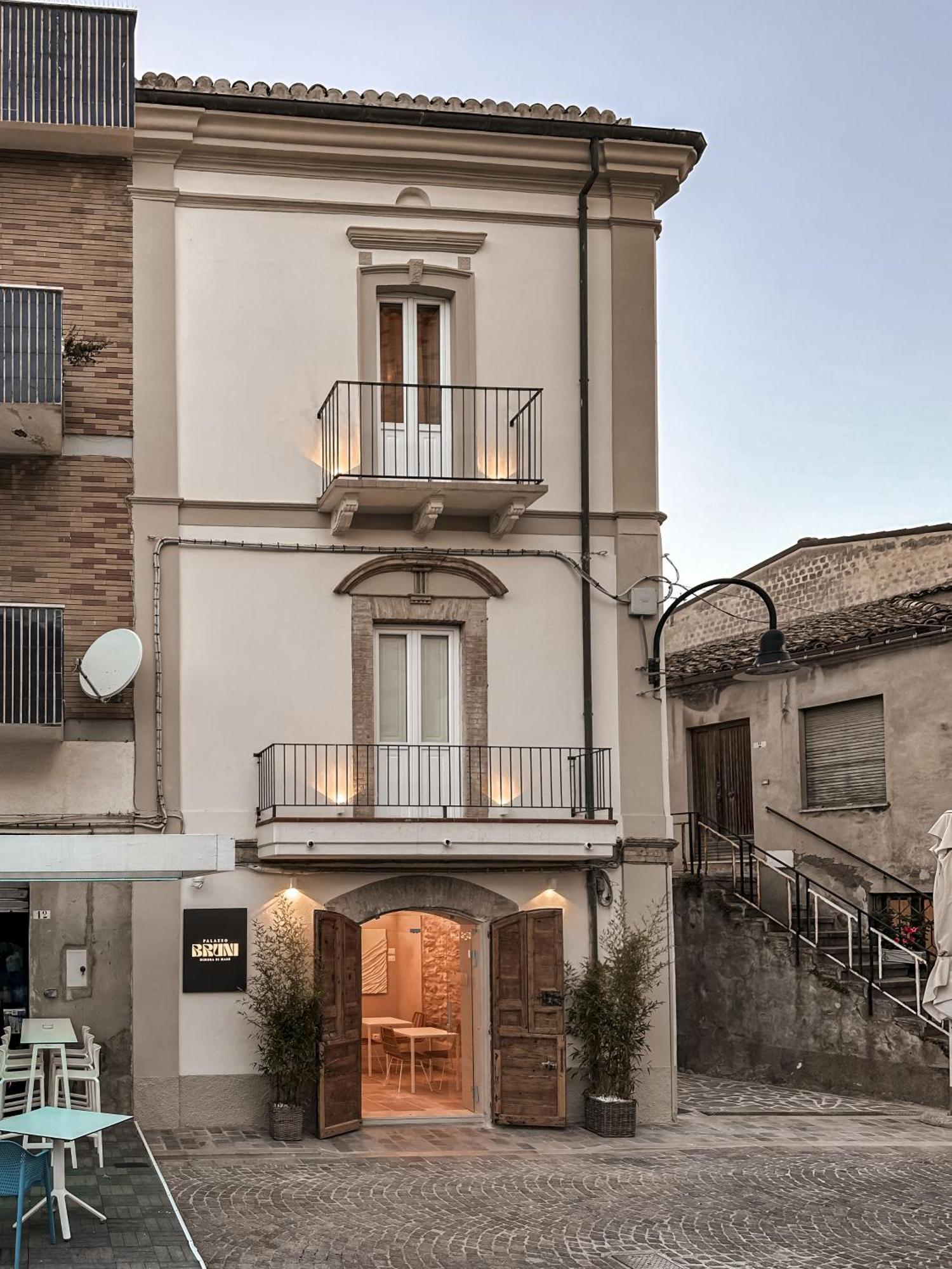 B&B Palazzo Bruni - Dimora Di Mare Marina di San Vito Esterno foto
