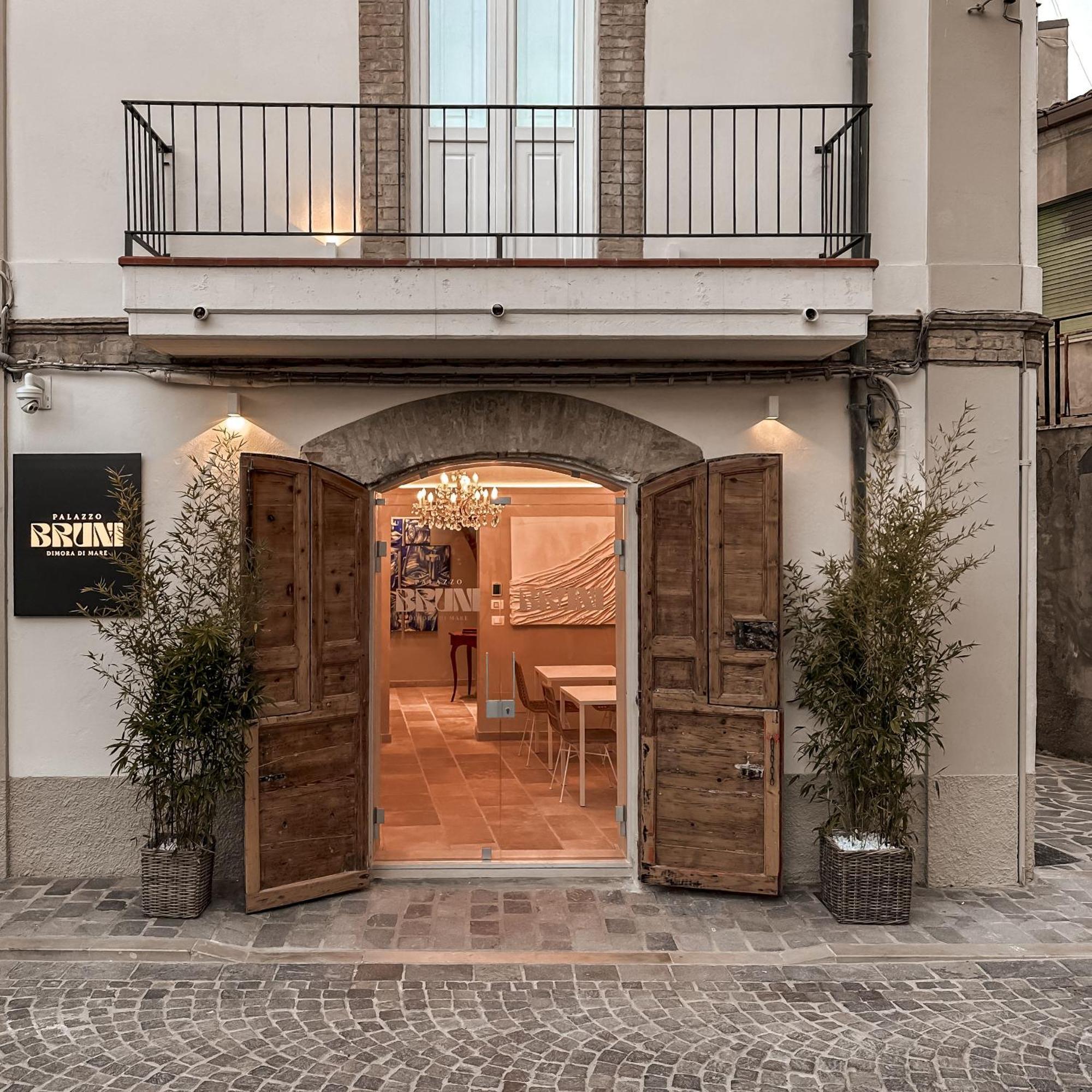 B&B Palazzo Bruni - Dimora Di Mare Marina di San Vito Esterno foto