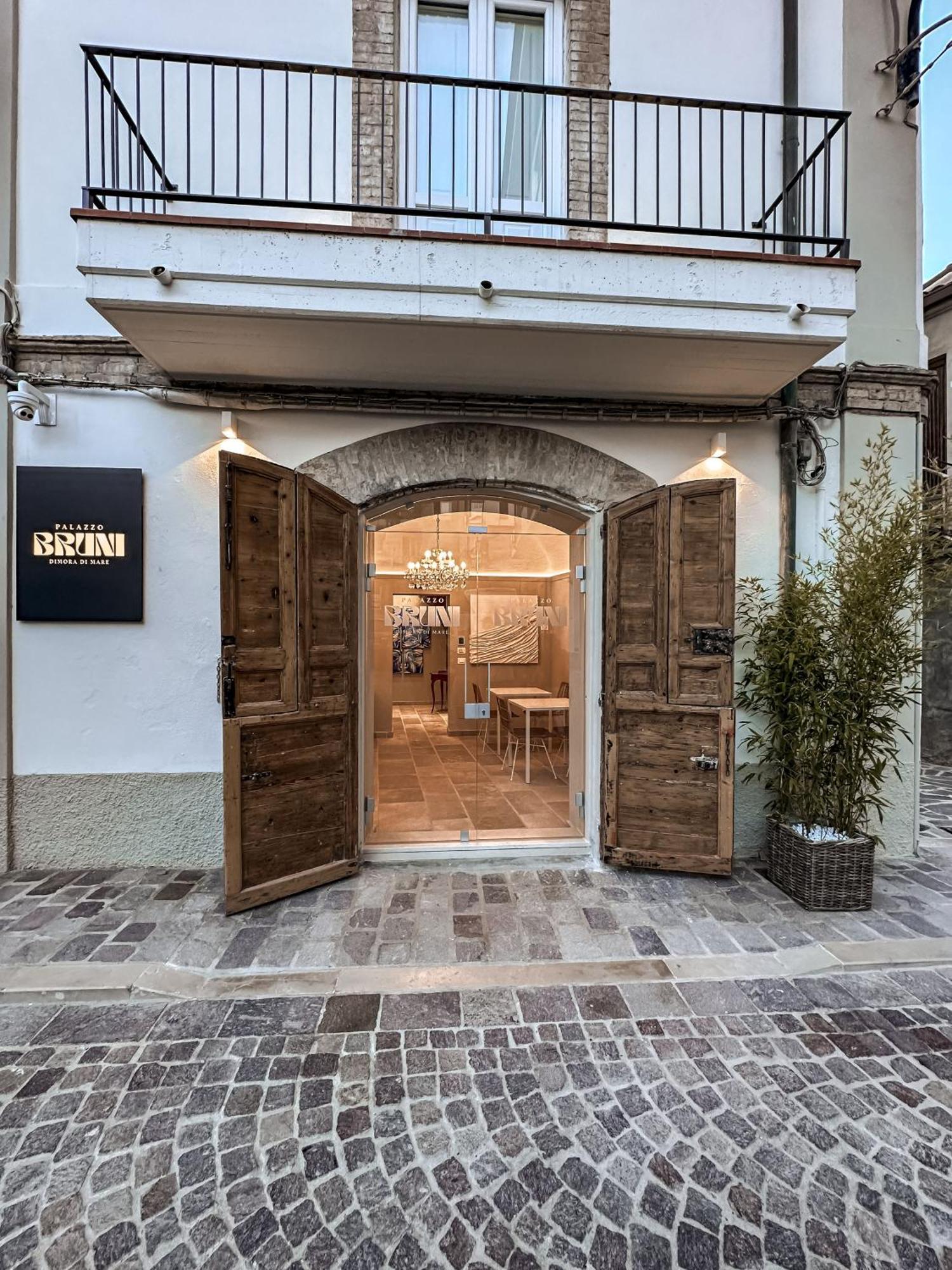 B&B Palazzo Bruni - Dimora Di Mare Marina di San Vito Esterno foto