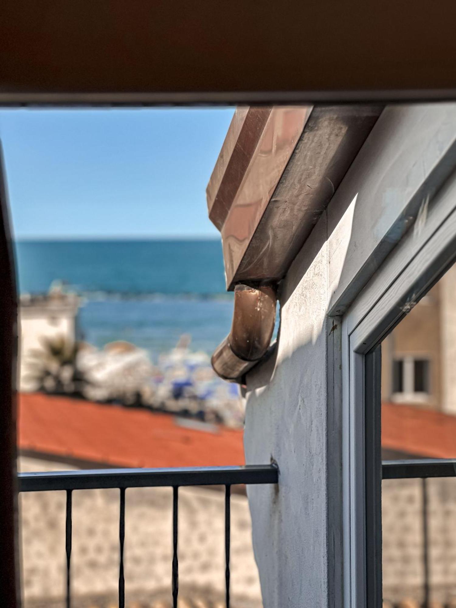 B&B Palazzo Bruni - Dimora Di Mare Marina di San Vito Esterno foto